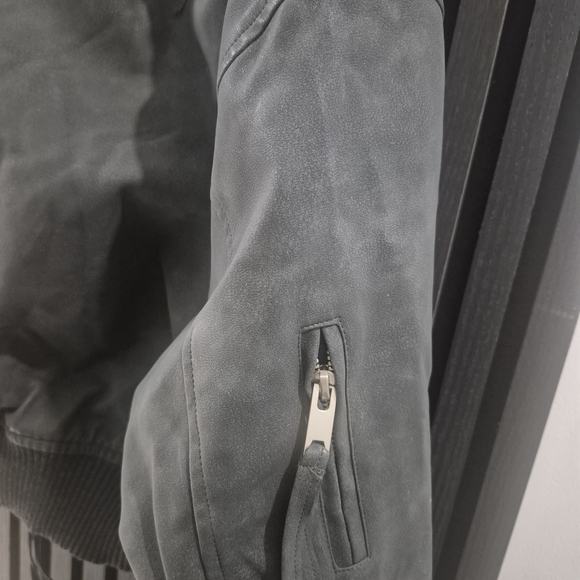 Moon River Gray Bomber Jacket - Picture 4 of 5